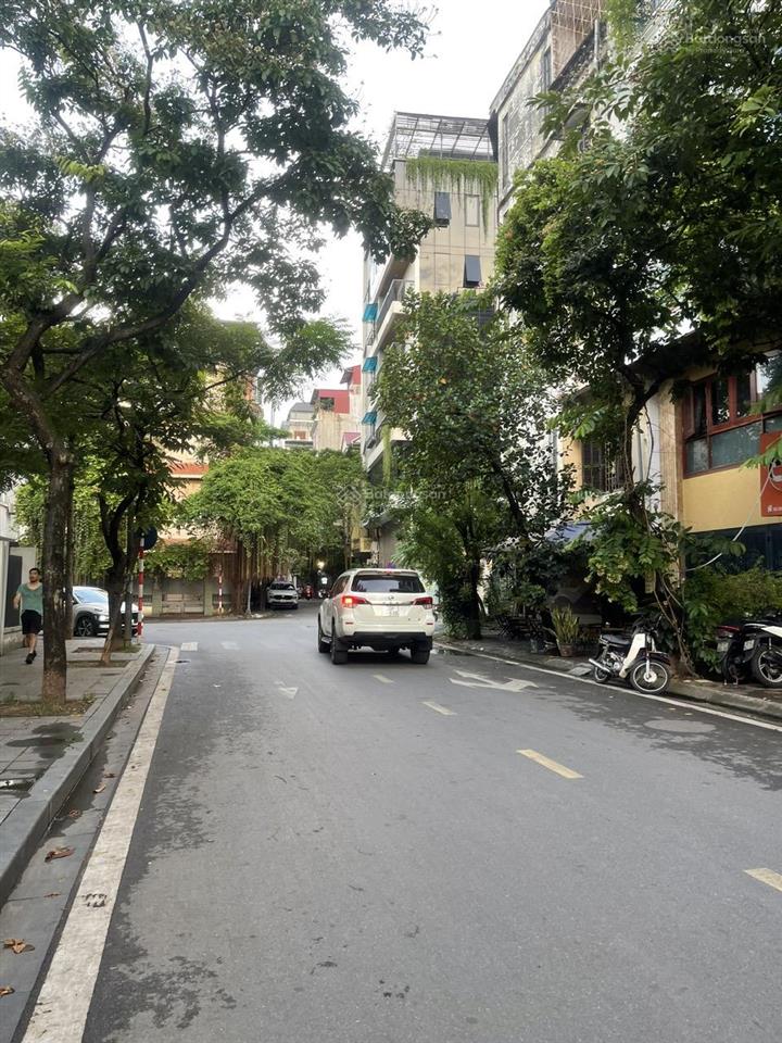 Cho thuê nhà ngõ 61 hoàng cầu 64m x 5t giá 20tr/th vỉa hè ô tô tránh kinh doanh