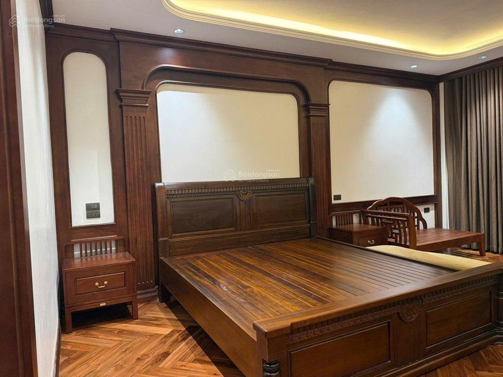 Chính chủ bán nhà ngõ 121 chùa láng 60m x 5 tầng mt 5m giá 18 tỷ phân lô ô tô tránh