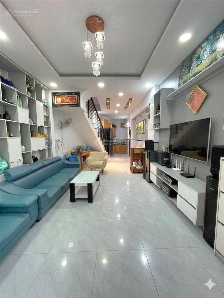 Ngang 5.5m hiếm, giá chỉ 6 tỷ 95, hxh, 3 tầng, gần sân bay, tân bình,