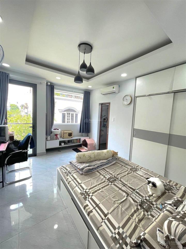 Ngang 5.5m hiếm, giá chỉ 6 tỷ 95, hxh, 3 tầng, gần sân bay, tân bình,