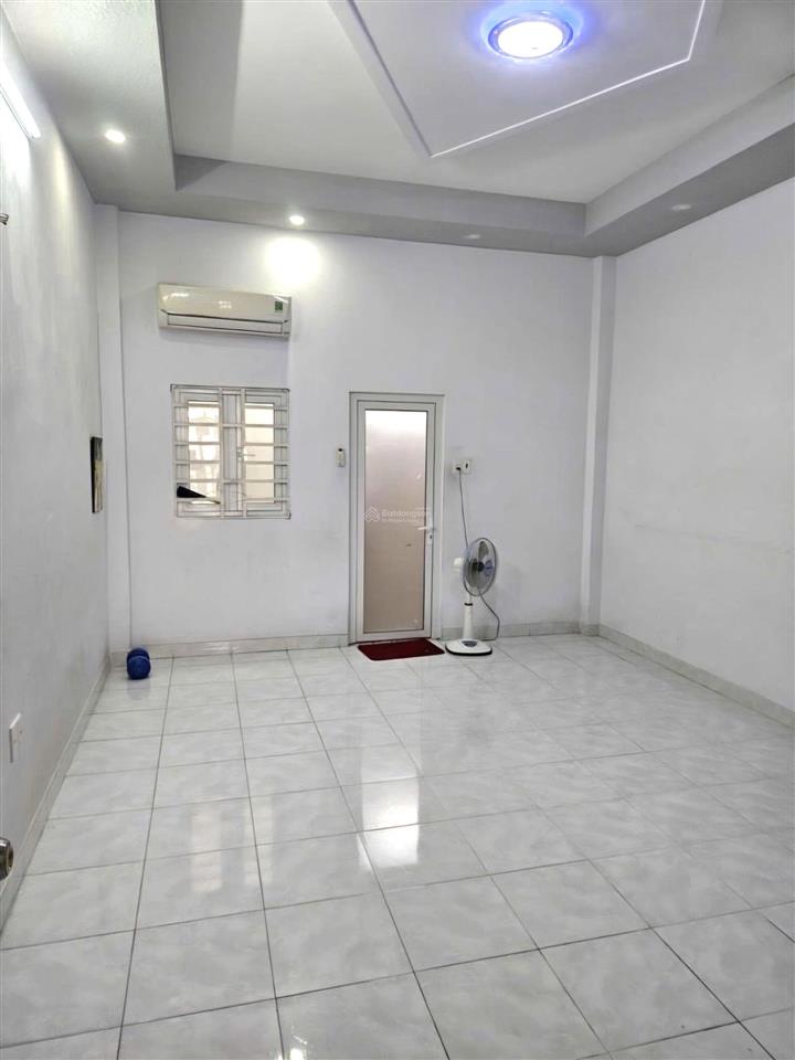 Chỉ 6.x tỷ sở hữu 5 tầng, 64m2, hxh, 5pn, gần công viên làng hoa, gò vấp