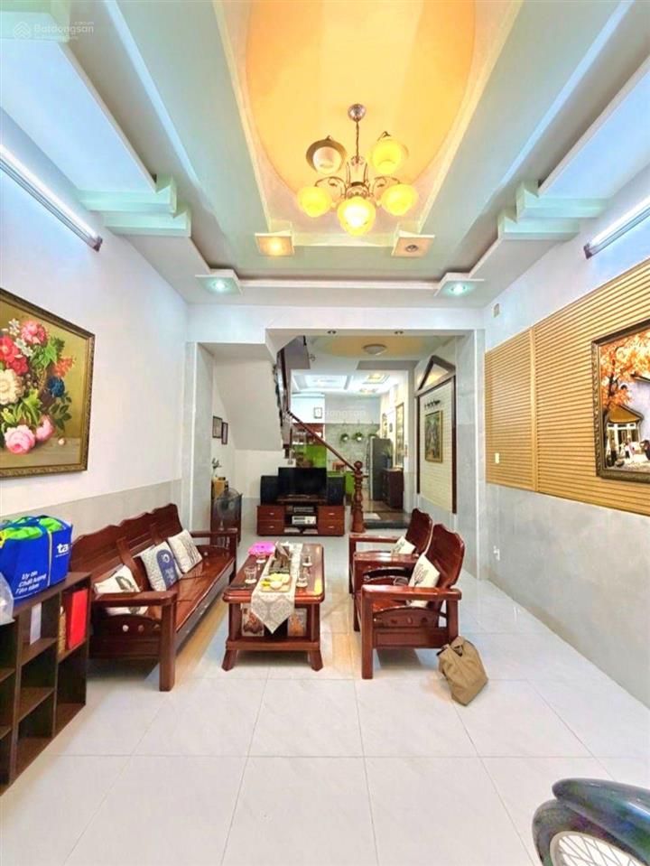 Cần bán gấp, 4 tầng, 4 x 18m, hẻm ô tô, giá chỉ 7.x tỷ, phan huy ích, gò vấp