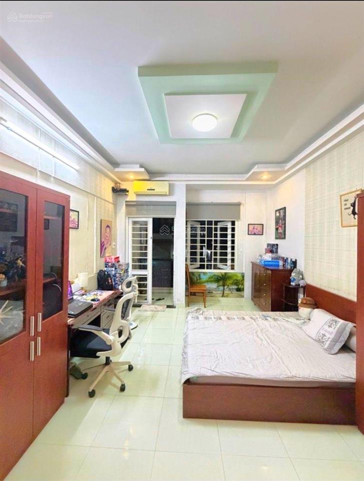Cần bán gấp, 4 tầng, 4 x 18m, hẻm ô tô, giá chỉ 7.x tỷ, phan huy ích, gò vấp