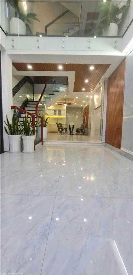 Bán nhà 5 tầng, hxh, 4.5x17m, full nội thất, giá chỉ 7.x tỷ, cộng hòa, tân bình, gần sân bay tsn
