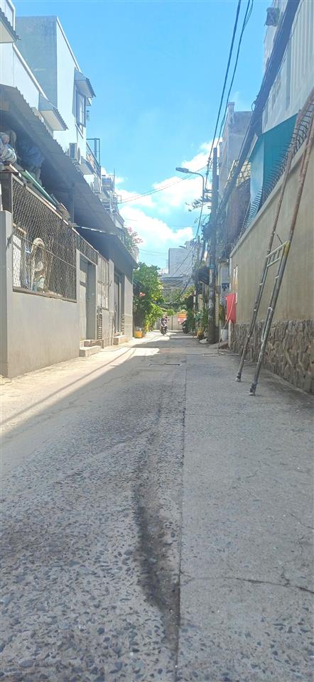 Bán nhà, hxh, 134m2, giá chỉ 7.5 tỷ, ngay emart phan huy ich, gò vấp