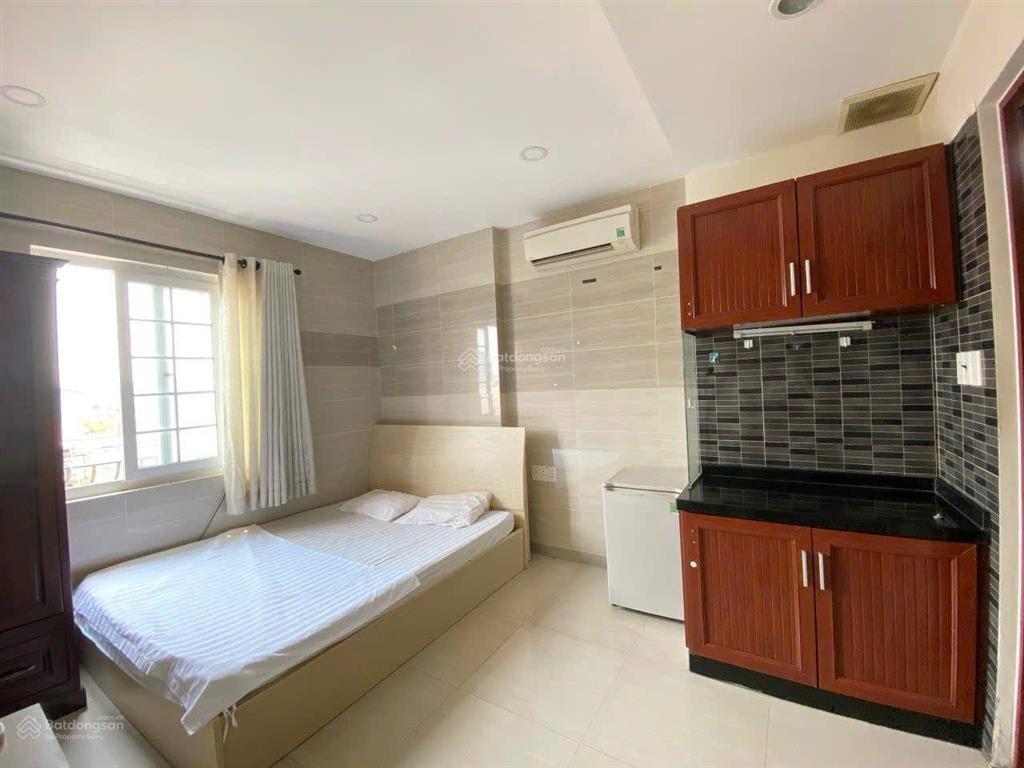 Cho thuê phòng 4,5 triệu khu phan xích long ngã tư phú nhuận