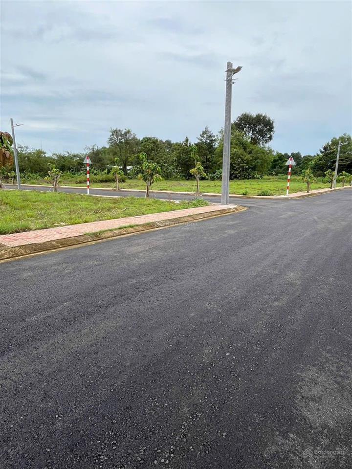 Bán đất dầu giây  giá cực tốt  đón sóng sân bay long thành