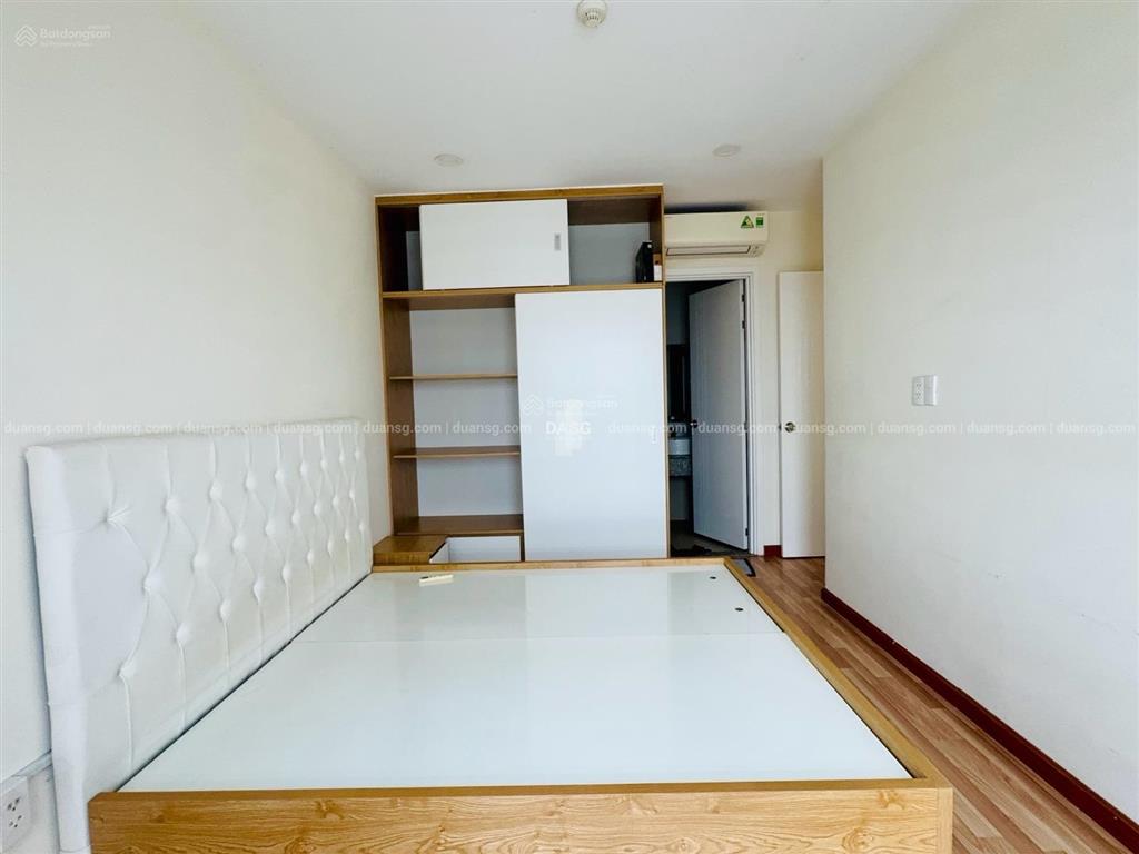 Cần bán căn hộ mặt tiền võ văn kiệt thuận tiện đi chuyển về quận 1 chỉ 15 phút