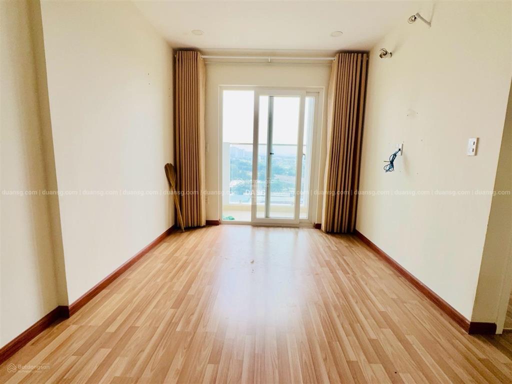 Cần bán căn hộ mặt tiền võ văn kiệt thuận tiện đi chuyển về quận 1 chỉ 15 phút