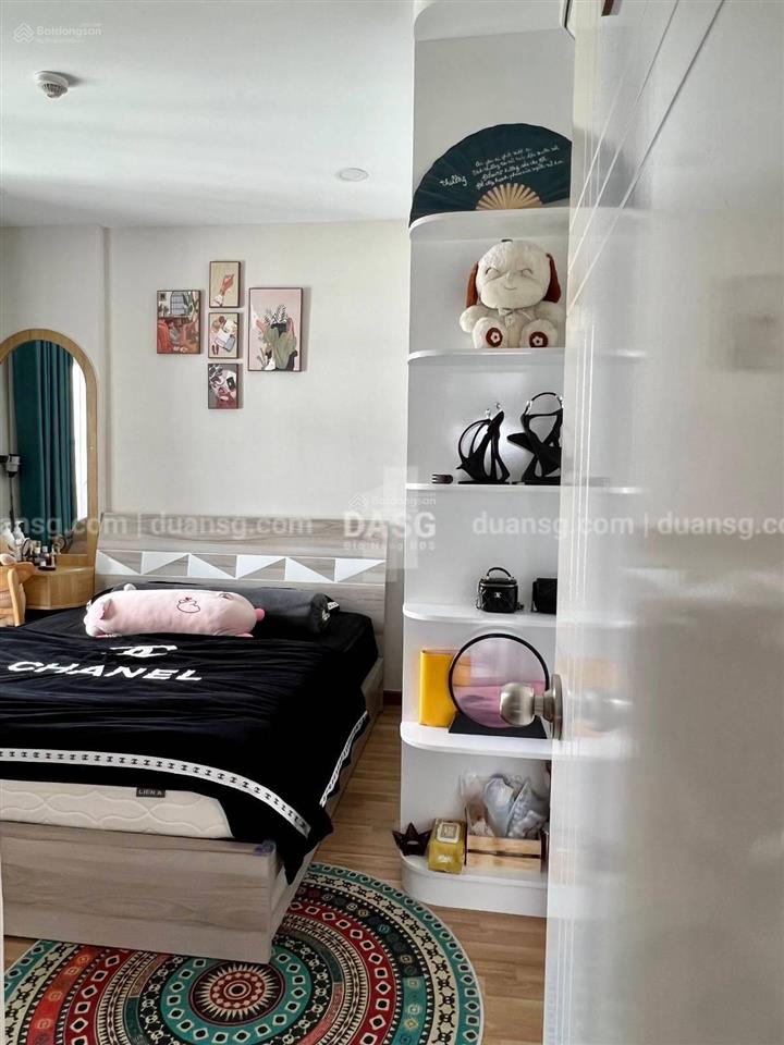 Cần bán căn 3 phòng 2 vệ sinh, full nội thất đẹp ( nhà mới )