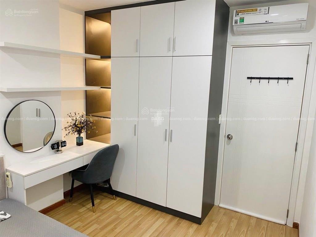 Kẹt tiền bán căn hộ diamond riverside full nội thất 2 phòng2 vệ sinh