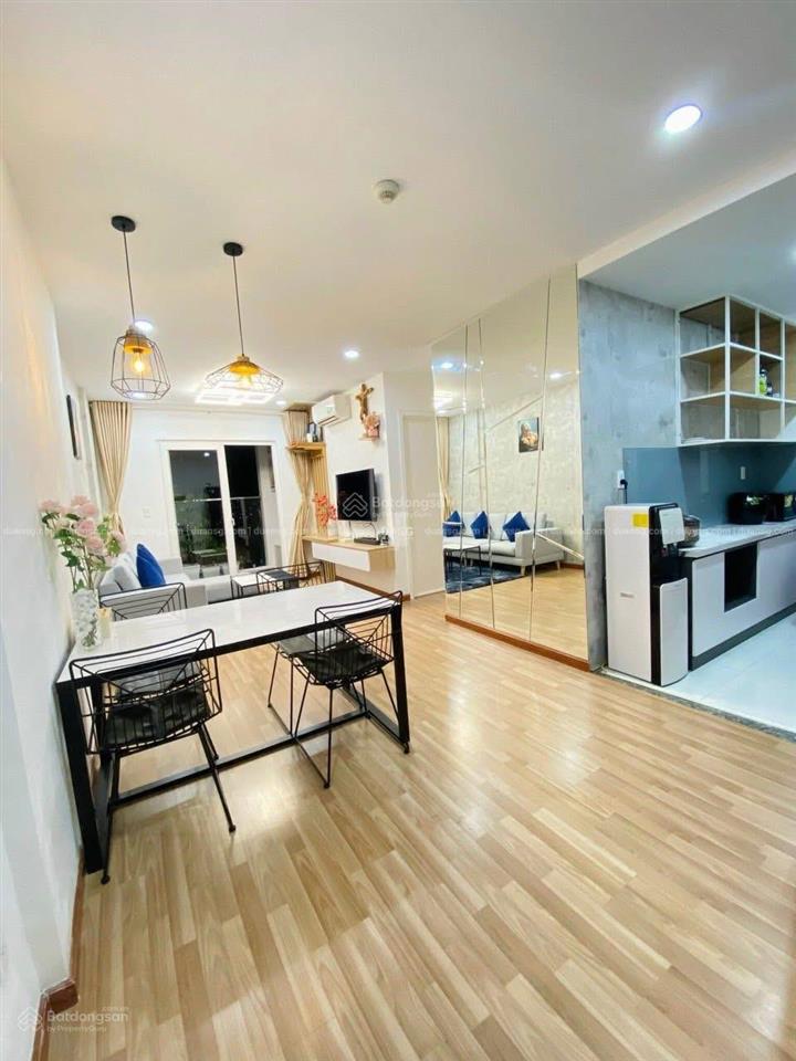 Kẹt tiền bán căn hộ diamond riverside full nội thất 2 phòng2 vệ sinh