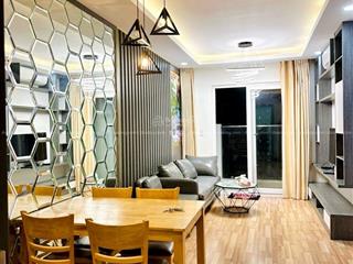 Cho thuê căn hộ 2 phòng, 2 vệ sinh full nội thất 9,5 triệu ở liền