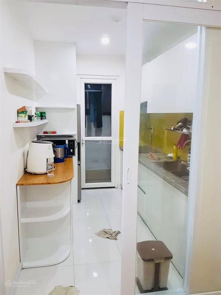 Cần bán căn city gate tiện kinh doanh, giá bán 2,8 tỷ full nội thất