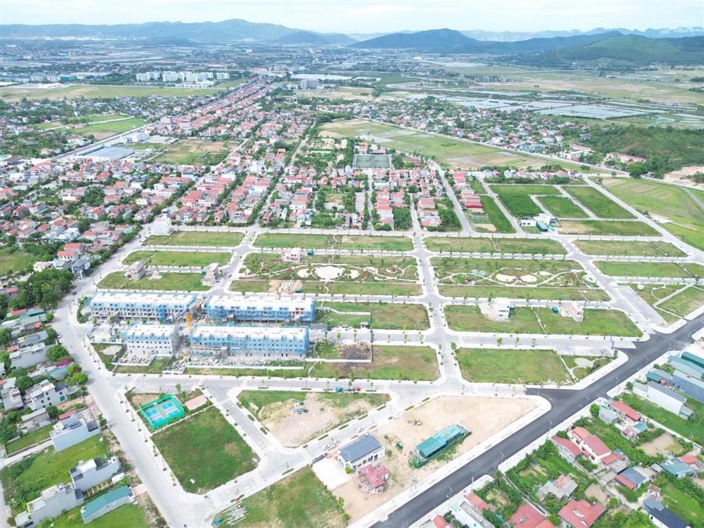Bán nền sổ sẵn mặt đường nguyễn oanh, ngay cạnh vincom nghi sơn. giá 1,8 tỷ/nền