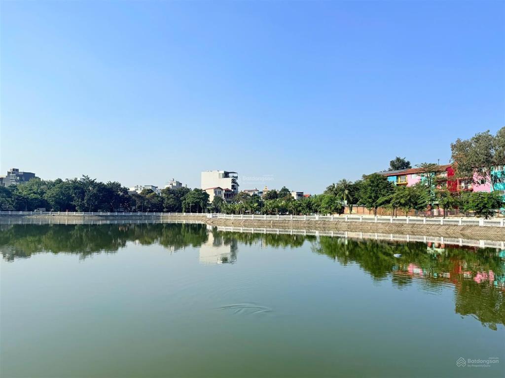 Bán nhà 100m², giá 14,5 tỷ cự khối, long biên, đường trước nhà ô tô tránh, kinh doanh