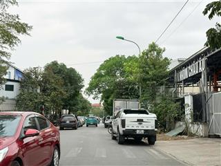 Cần bán 800m2 đất làng nghề kiêu kỵ lô góc, gần vin ocean park  tặng kho nhà xưởng 2 tầng