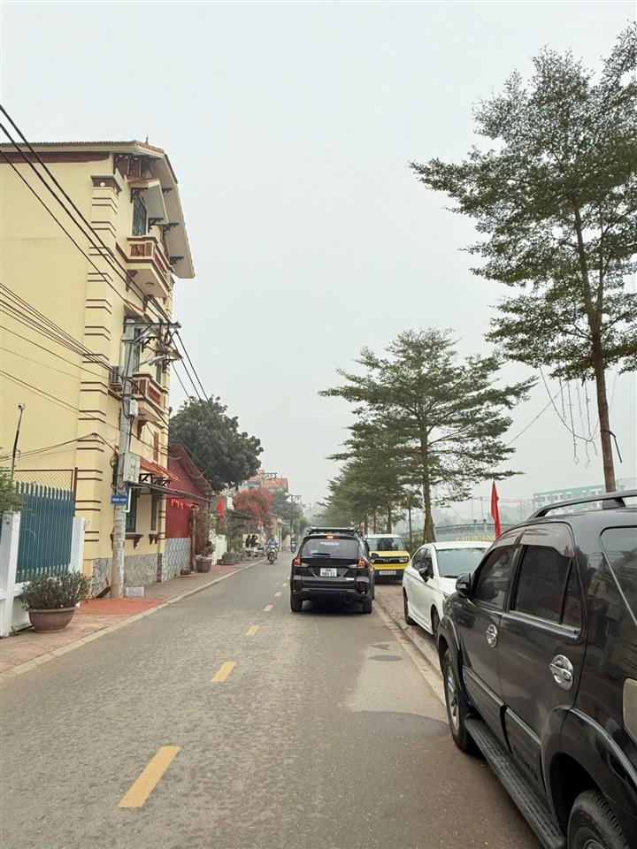 Cần bán nhà 260m2 đường ỷ lan  xã đặng xá gia lâm  ô tô 7 chỗ vào nhà giá đầu tư