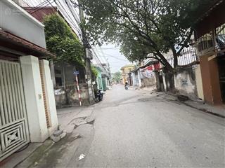 Cần bán lô đất 468m2, mt 24m nở hậu, đất bán nằm giữa đường ngô gia tự và đô thị việt hưng