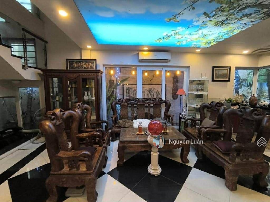 Biệt thự 120m2, giá 26 tỷ khu đô thị sài đồng  hàng xóm vinhomes long biên và aeon long biên