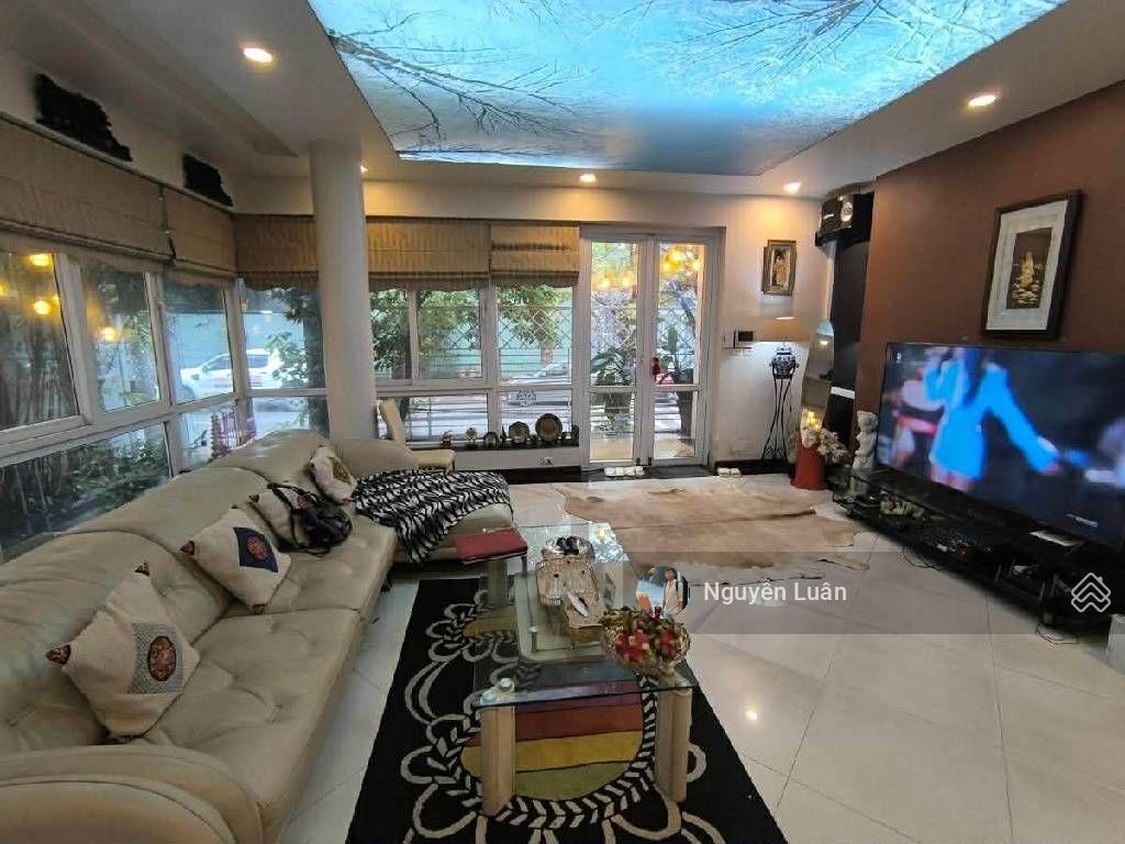 Biệt thự 120m2, giá 26 tỷ khu đô thị sài đồng  hàng xóm vinhomes long biên và aeon long biên