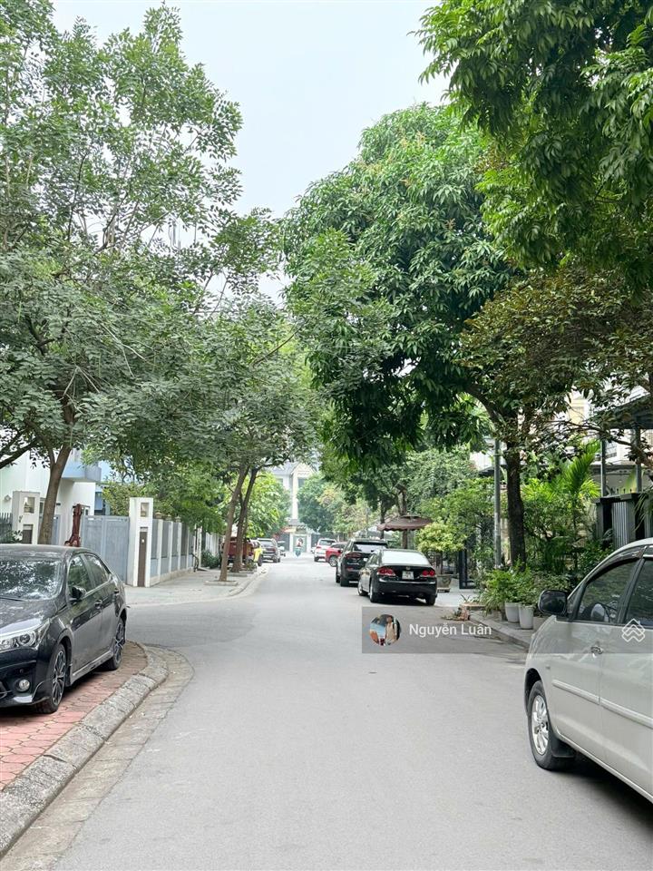 Biệt thự kđt việt hưng 155m2 vị trí hiếm phù hợp ở và làm văn phòng  đường bùi thiện ngộ