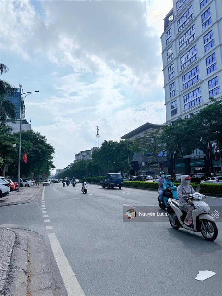 Bán nhà mặt phố nguyễn văn cừ long biên diện tích 200m2. vị trí cực đẹp kinh doanh đẳng cấp
