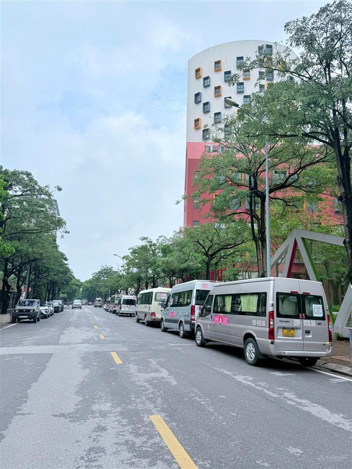 Bán biệt thự 240m2 bt08 khu đô thị việt hưng view công viên  hàng xóm trường marie curie
