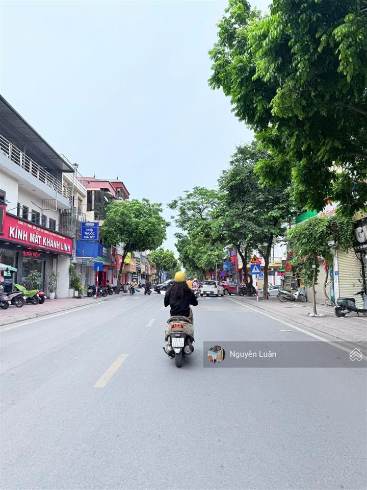 Bán đất phố sài đồng 220m2 đường vỉa hè ô tô tránh nhau kd nhà hàng, phòng khám, khách sạn