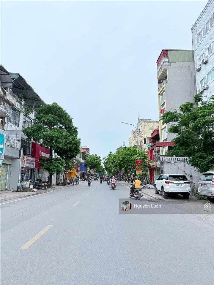 Bán đất phố sài đồng 220m2 đường vỉa hè ô tô tránh nhau kd nhà hàng, phòng khám, khách sạn