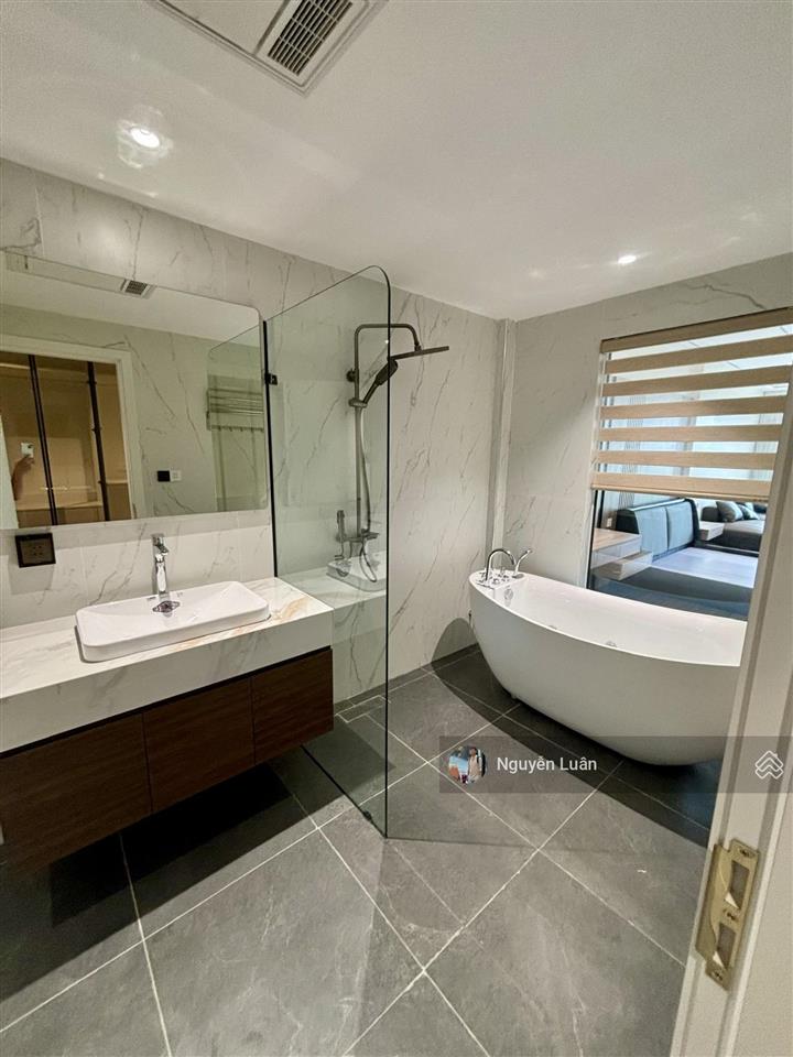 Do nhu cầu chuyển nơi ở gia đình cần bán căn biệt thự 180m2 khu đô thị sài đồng, long biên, hà nội