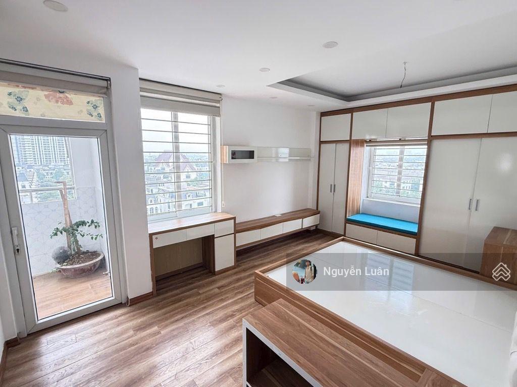 Gia đình chuyển công tác cần bán căn hộ 98m2 đường nguyễn lam cạnh vinhomes