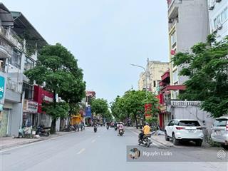 Cần bán lô đất gần 200m2 giá 20 tỷ  trung tâm long biên gần trường marie curie, phố ngô gia tự