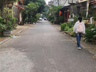 Cần bán đất 80m2 giá 6 tỷ ngọc động gia lâm hà nội  đường ôtô 7 chỗ đỗ cửa