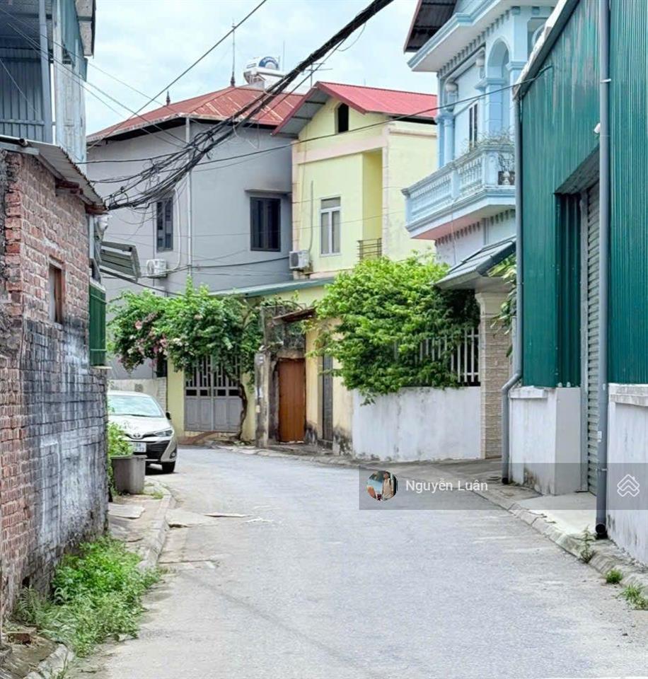 Bán đất đường ỷ lan gia lâm  đường rộng ôtô qua nhà giao thông cực kỳ thuận tiện