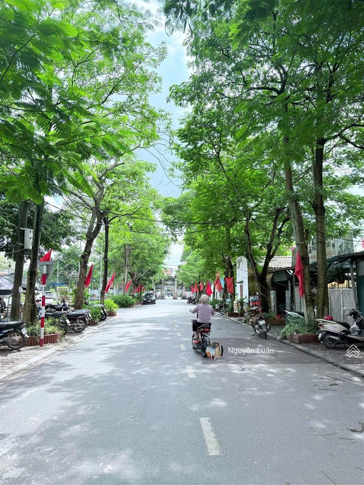 Bán đất kiêu kỵ 106m đẹp ô tô vào tận nơi  gần đại đô thị lớn vinhomes ocean park