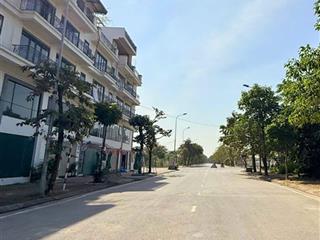 Cần bán 140m2 đất đường nguyễn mậu tài, ngô xuân quảng, học viện nông nghiệp