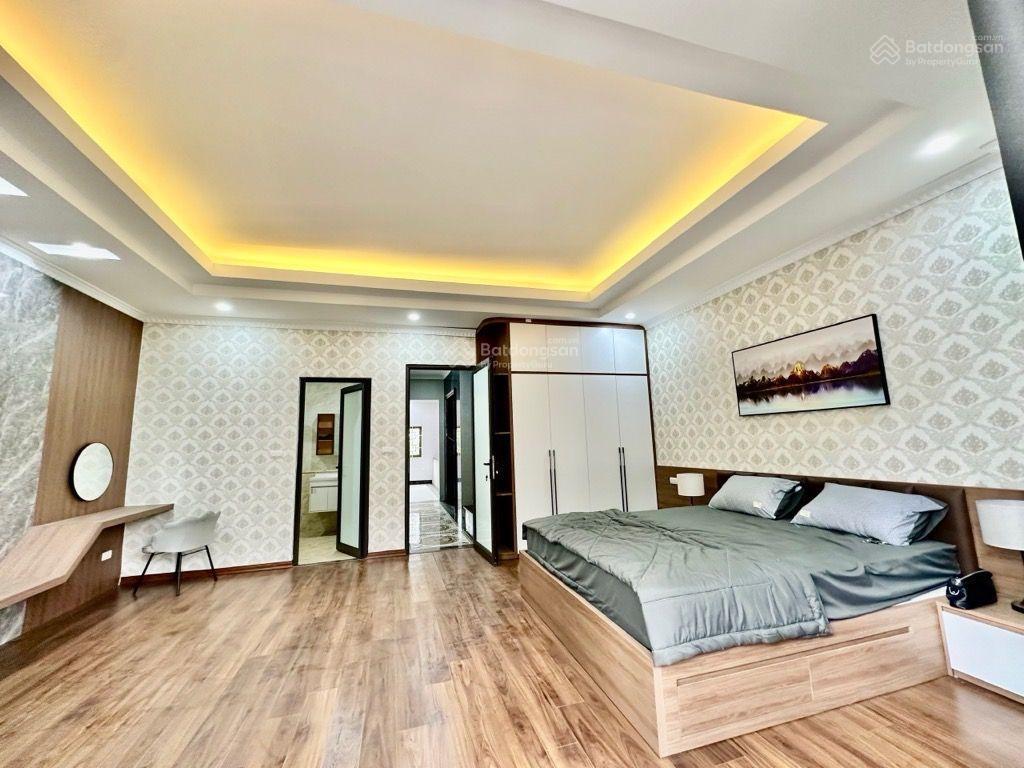 Bán nhà 110m2 đối diện với đa khoa quốc tế tâm anh, ngọc lâm, hồng tiến, nguyễn văn cừ