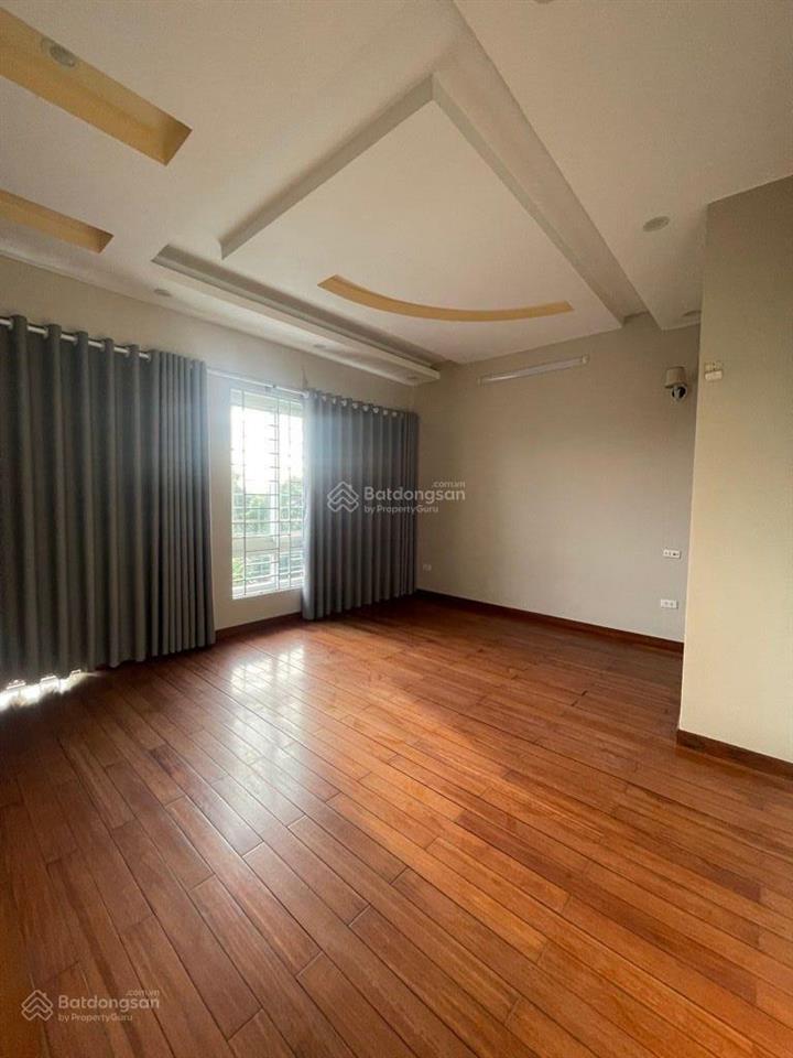 Cần bán nhà 201m2 đường giáp hải  lô góc + vỉa hè rộng gần cầu thanh trì và hầm qua sông hồng