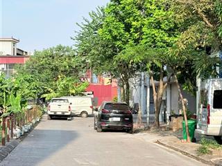Đông dư, giáp hải đất đẹp, đường rộng, vỉa hè, ô tô tránh đỗ ngày đêm