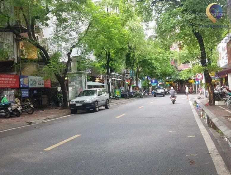 Bán nhà khu nguyên hồng láng hạ, đống đa có thang máy nhà mới sửa