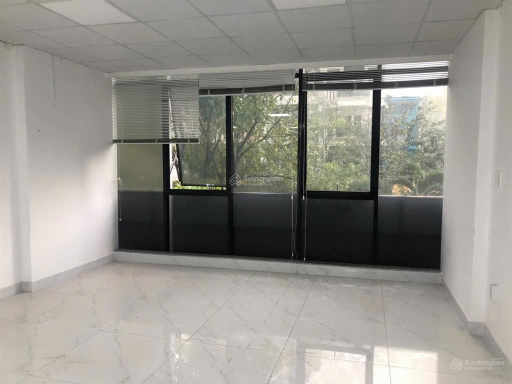 Văn phòng đẹp 100m nguyễn quý đức, q.2 đường 20m