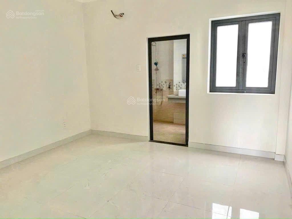 Nhà nguyên căn hxh đường 18b  mã lò  khu chợ gò xoài, bhh a, bình tân