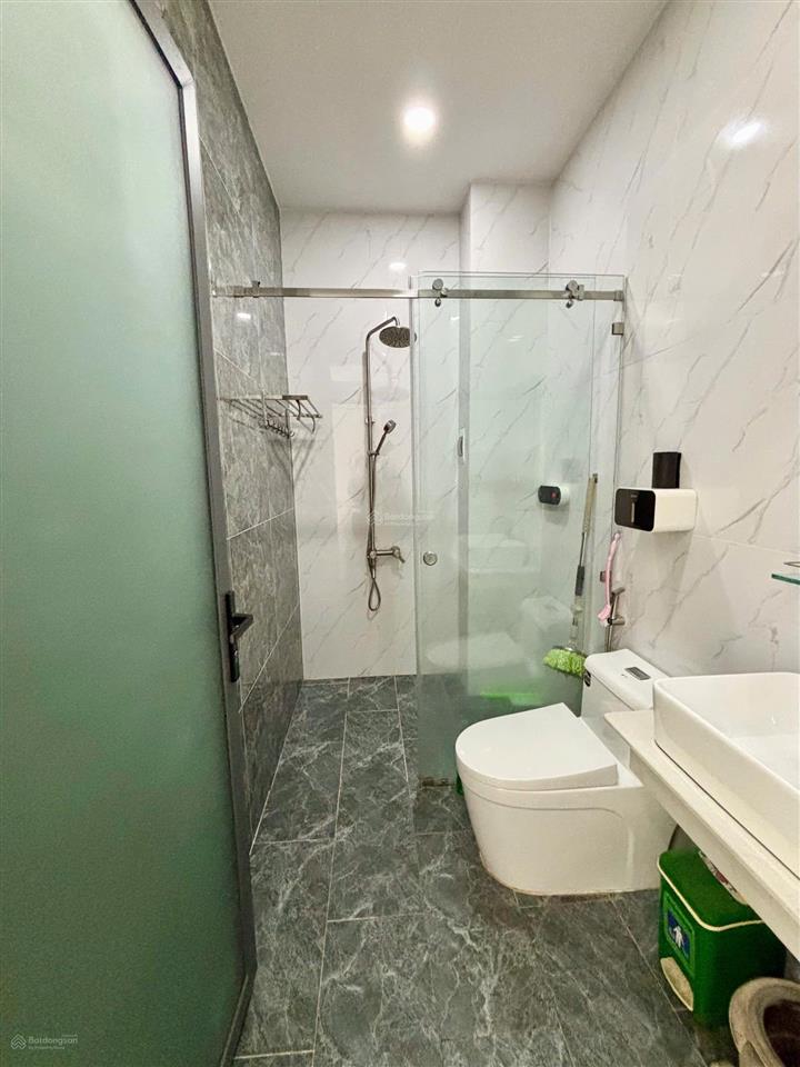 Nhà full nội thất  4.5x13m  3 lầu  4pn  lê đình cẩn giáp khu tên lửa quận bình tân