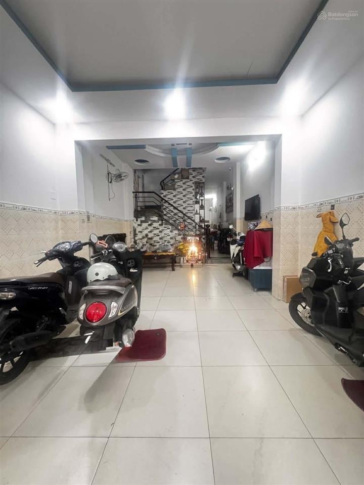 Nhỉnh 7 tỷ ô tô ngủ trong nhà  hẻm thông  3pn  tỉnh lộ 10 giáp quận 6, tân phú