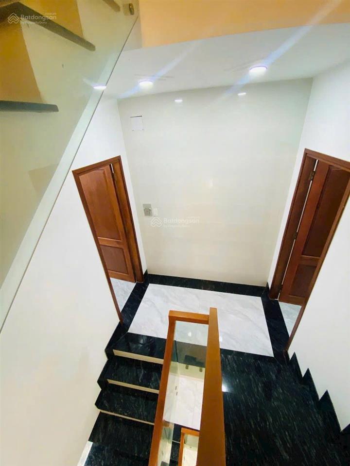 Giáp tên lửa 20tr (full nội thất)
nhà thuê lê đình cẩn, tân tạo, bình tân
