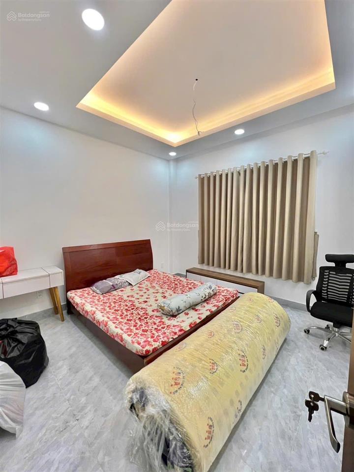 Nhà đẹp thiết kế hiện đại  13tr  3lầu  5pn  hxh  tây lân, btđ a, bình tân
