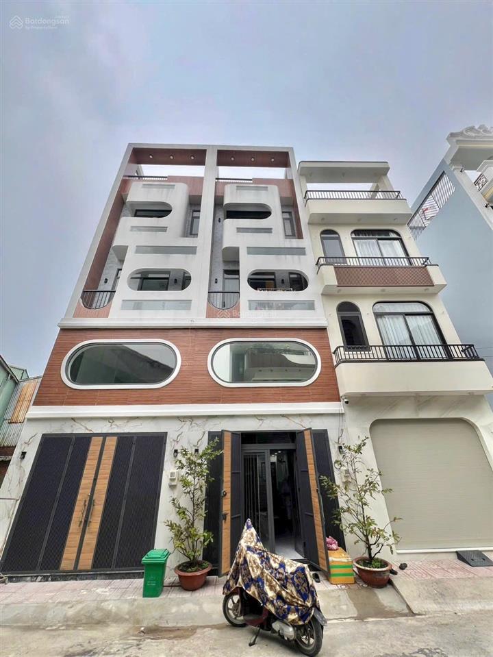 Nhà đẹp thiết kế hiện đại  13tr  3lầu  5pn  hxh  tây lân, btđ a, bình tân