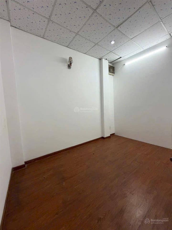 Cho thuê mtkd đường lê cảnh tuân  tân phú  15 tr  ngang 8m