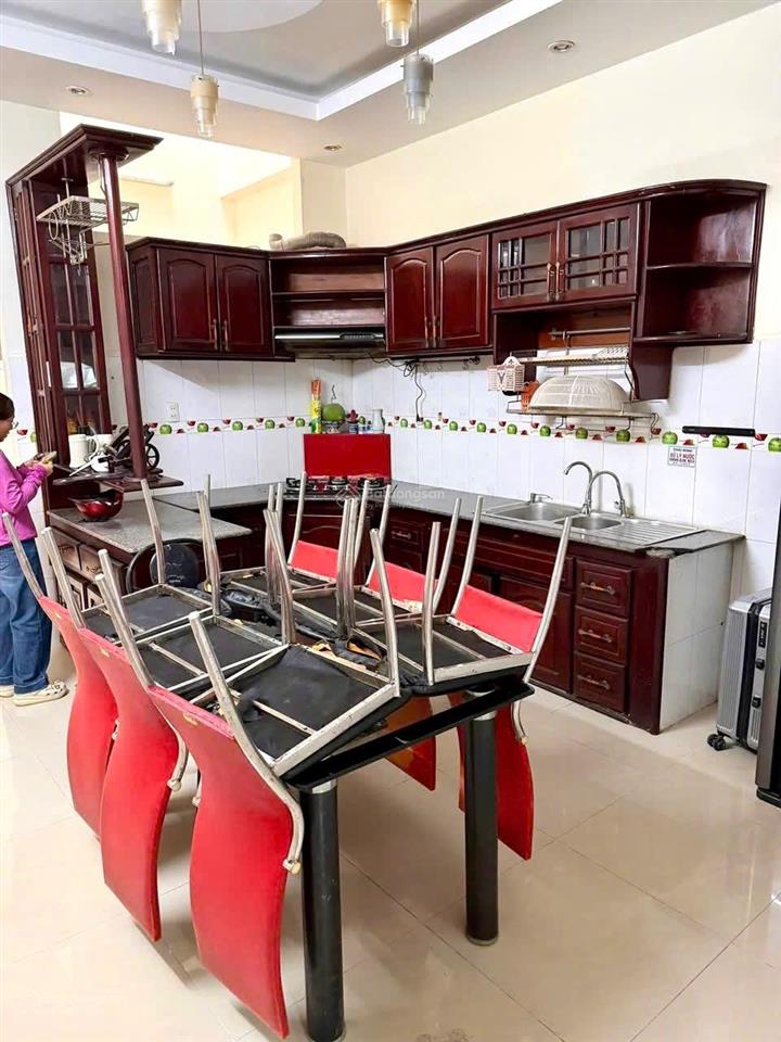 Nhà cho thuê hxhnguyễn hữu dật, p tây thạnh, tân phú  15tr1lầu3pn có nội thấtgần trường đhct